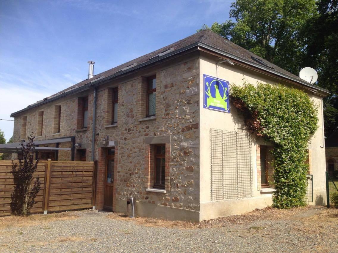 Logis Relais Des Cailleres Hotel Saint Pavace Kültér fotó